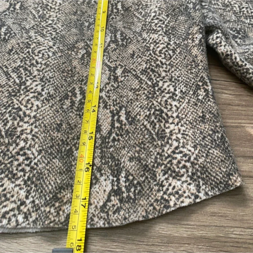Zara Trafaluc Brown Snake Print Long Sleeve Cropped Sweat Shirt S
